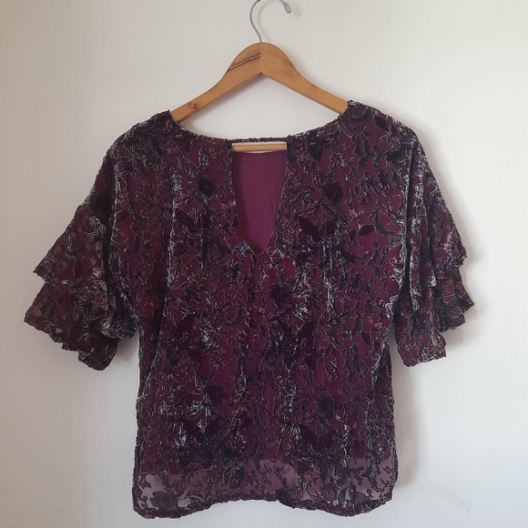 ● Lily White | velvet ruffle sleeve - Picture 11 of 11